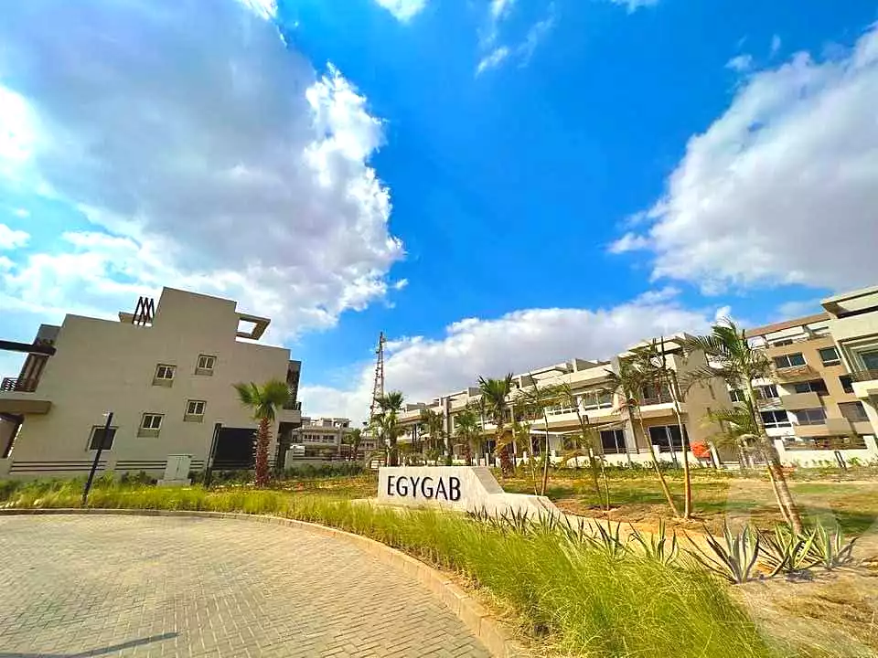 https://aqarmap.com.eg/ar/listing/6799446-for-sale-cairo-new-administrative-capital-r8-the-islands-compound-egygab
