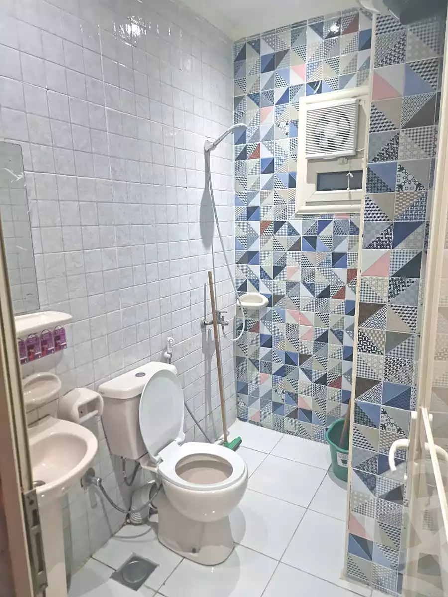 https://aqarmap.com.eg/ar/listing/6800505-for-rent-cairo-6th-of-october-el-ahyaa-neighborhood-2nd