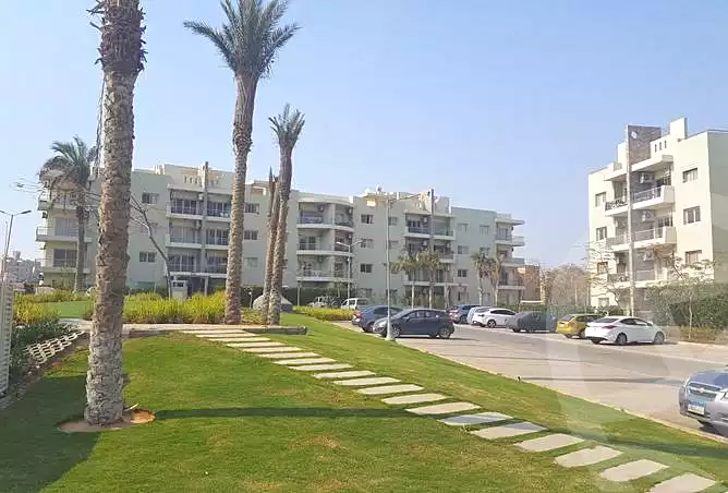 https://aqarmap.com.eg/ar/listing/6800697-for-sale-cairo-el-sheikh-zayed-city-compounds-dh-drys