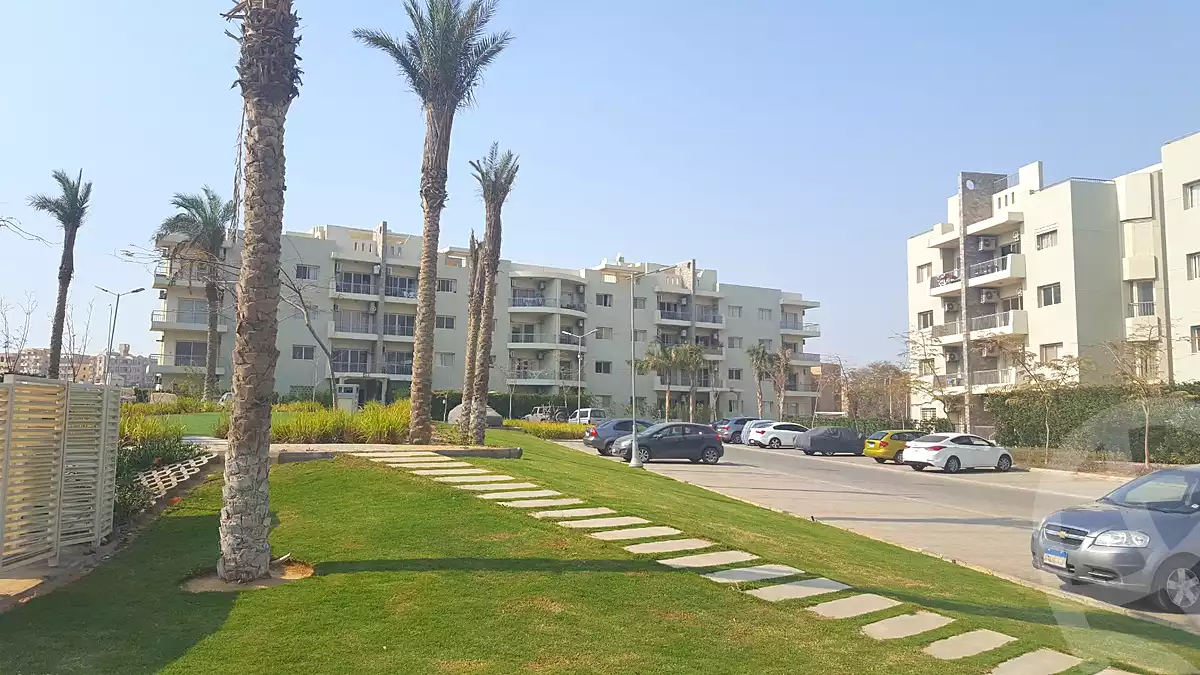 https://aqarmap.com.eg/en/listing/6800952-for-rent-cairo-el-sheikh-zayed-city-compounds-dh-drys