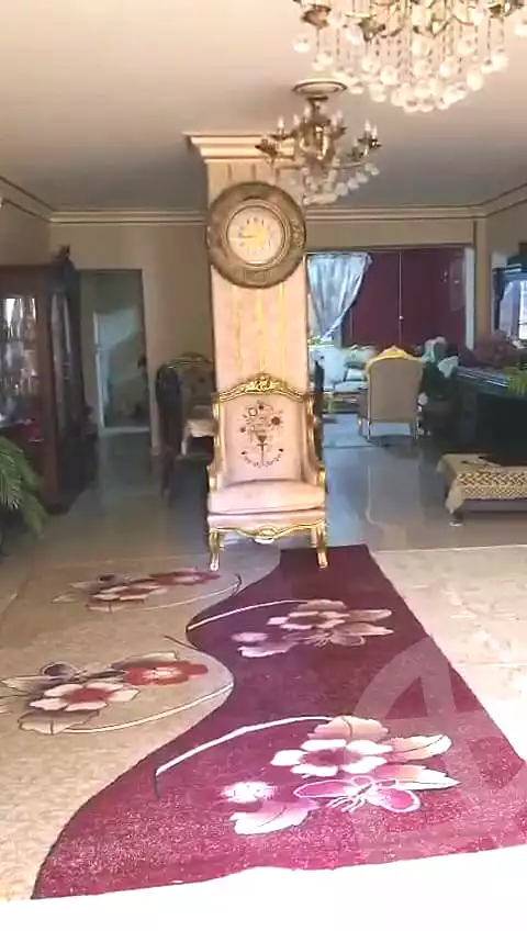 https://aqarmap.com.eg/ar/listing/6801367-for-sale-cairo-6th-of-october-el-ahyaa-neighborhood-3rd-al-hay-al-thalith-st
