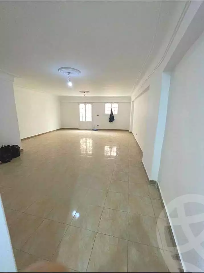 https://aqarmap.com.eg/ar/listing/6801475-for-rent-alexandria-glim