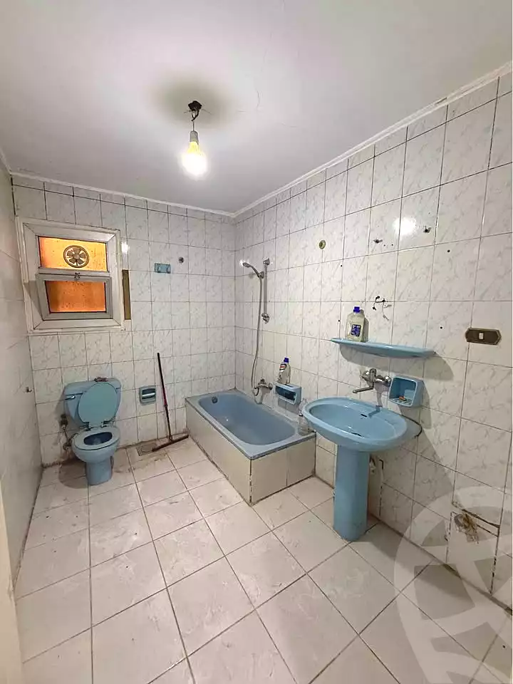 https://aqarmap.com.eg/en/listing/6802084-for-sale-alexandria-el-asafra-ahmed-tiesser-st