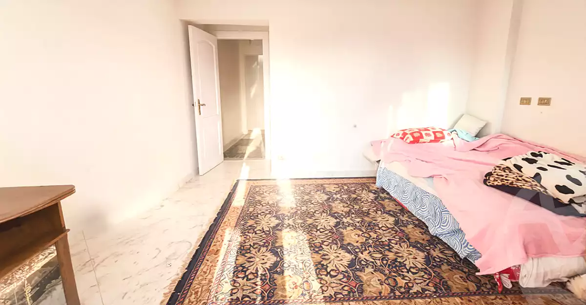 https://aqarmap.com.eg/ar/listing/6802406-for-sale-alexandria-ganaklis