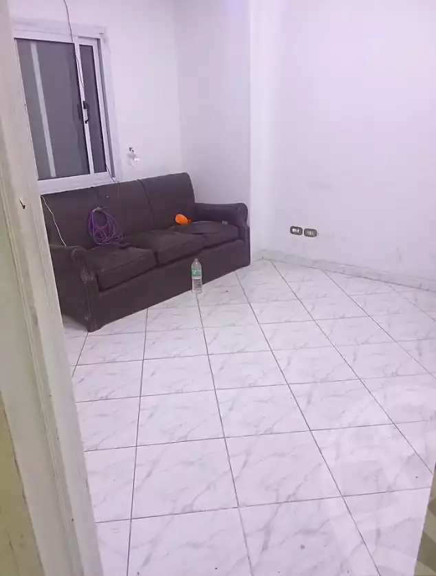 https://aqarmap.com.eg/ar/listing/6802764-for-rent-alexandria-ganaklis