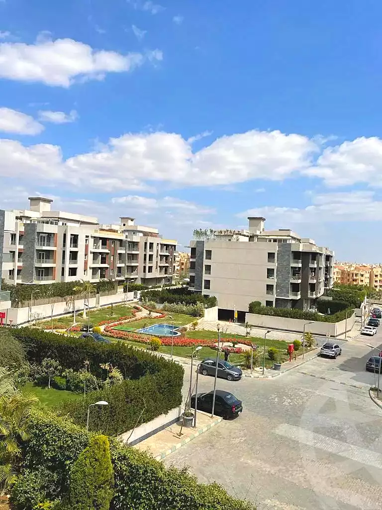 https://aqarmap.com.eg/en/listing/6803077-for-sale-cairo-el-sheikh-zayed-city-compounds-zayed-dunes