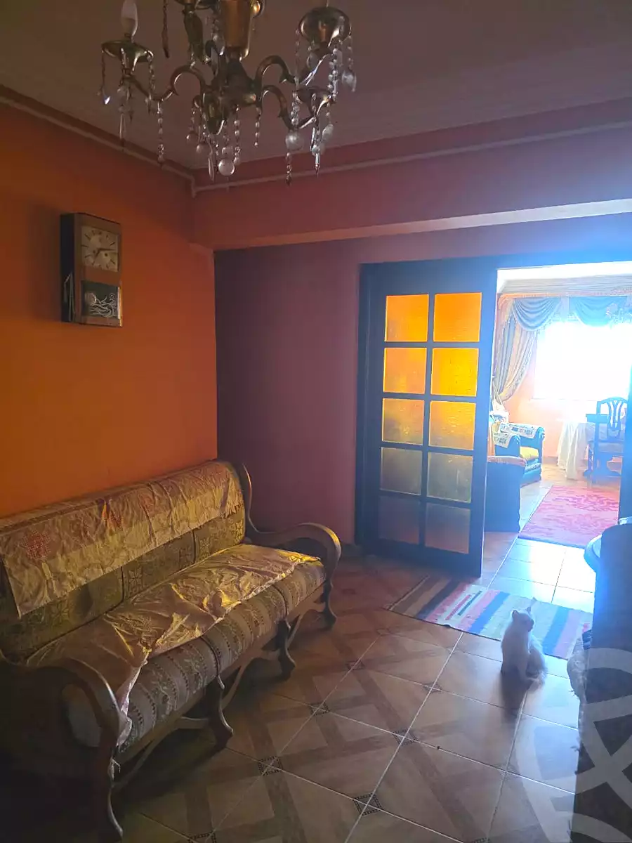 https://aqarmap.com.eg/ar/listing/6803665-for-sale-alexandria-lauran-shr-bw-qyr-tryq-lhry