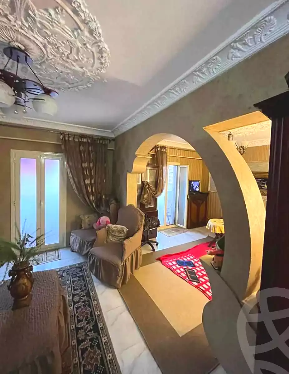 https://aqarmap.com.eg/en/listing/6803968-for-sale-alexandria-moharram-bey-erfan-st