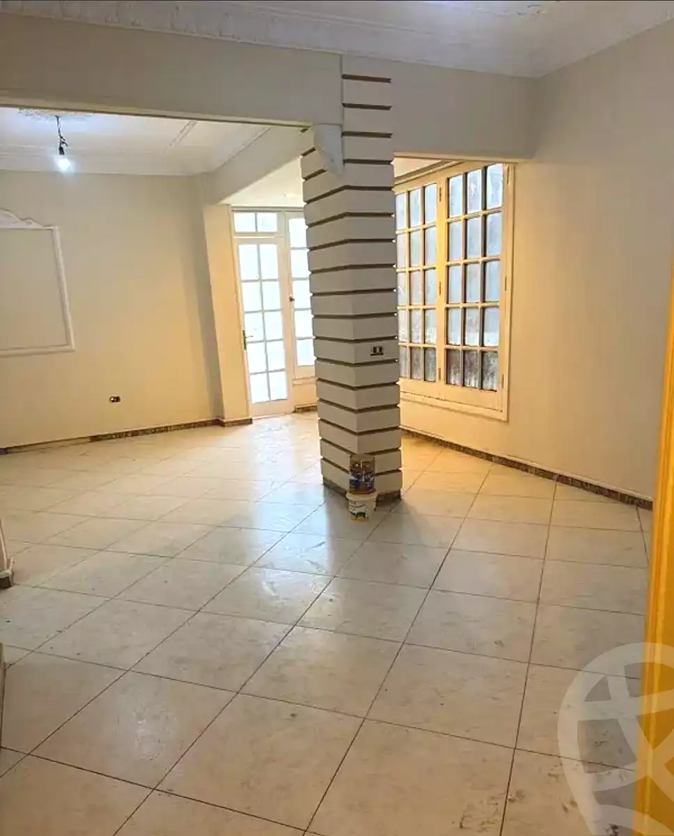 https://aqarmap.com.eg/ar/listing/6804008-for-rent-cairo-shoubra-corniche-el-nile-st