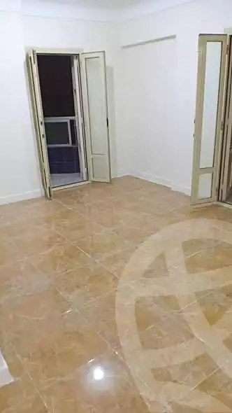https://aqarmap.com.eg/ar/listing/6804558-for-sale-alexandria-el-asafra-l-sfr-bhry