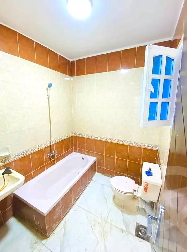 https://aqarmap.com.eg/en/listing/6805054-for-sale-alexandria-lsywf-el-falki