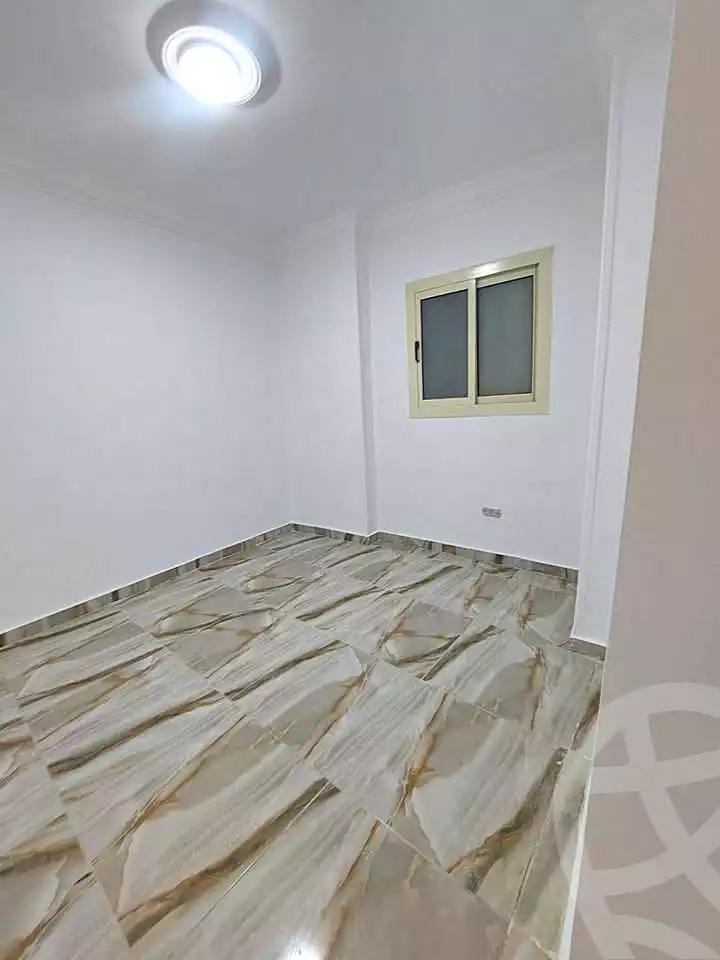 https://aqarmap.com.eg/en/listing/6805375-for-sale-alexandria-el-asafra-seyam-st