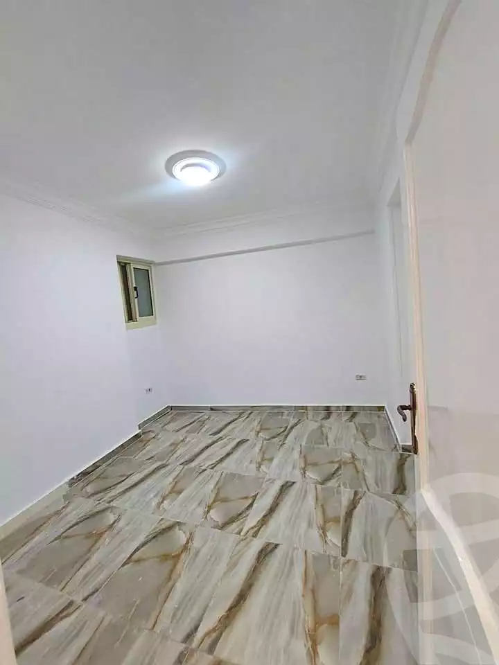 https://aqarmap.com.eg/en/listing/6805375-for-sale-alexandria-el-asafra-seyam-st
