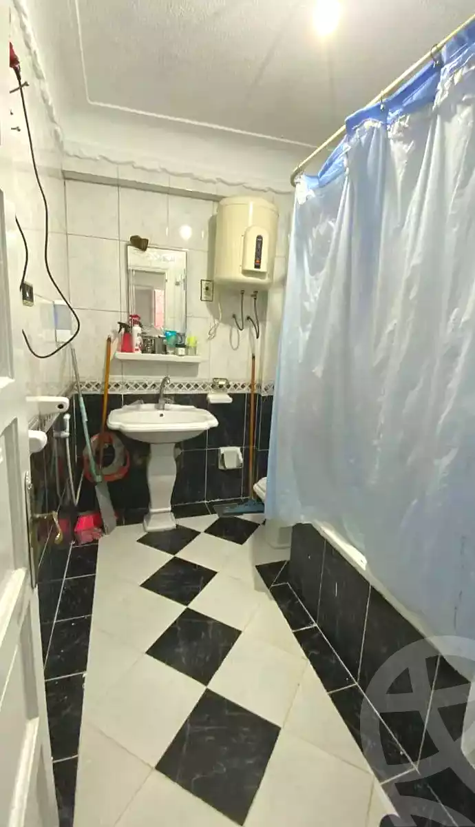 https://aqarmap.com.eg/ar/listing/6805603-for-sale-alexandria-l-jmy-lbytsh-al-kaada-st