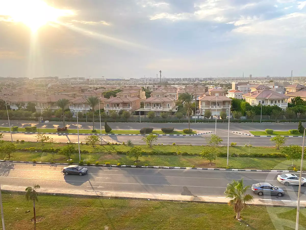 https://aqarmap.com.eg/en/listing/6805989-for-sale-cairo-new-cairo-ganob-el-akadamiya-south-academy-a