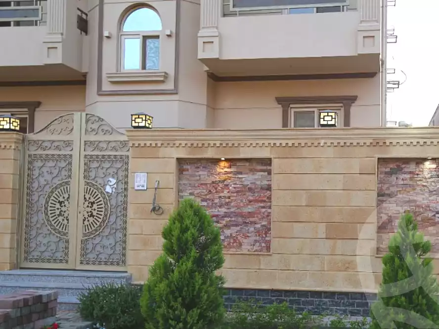 https://aqarmap.com.eg/en/listing/6789632-for-sale-cairo-6th-of-october-el-tawsaat-el-shamalya-hy-2000-qt