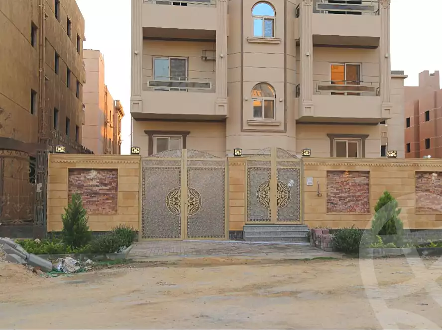 https://aqarmap.com.eg/en/listing/6789632-for-sale-cairo-6th-of-october-el-tawsaat-el-shamalya-hy-2000-qt