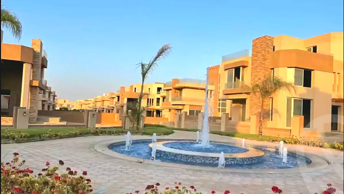 https://aqarmap.com.eg/en/listing/6806153-for-sale-cairo-6th-of-october-compounds-rayos