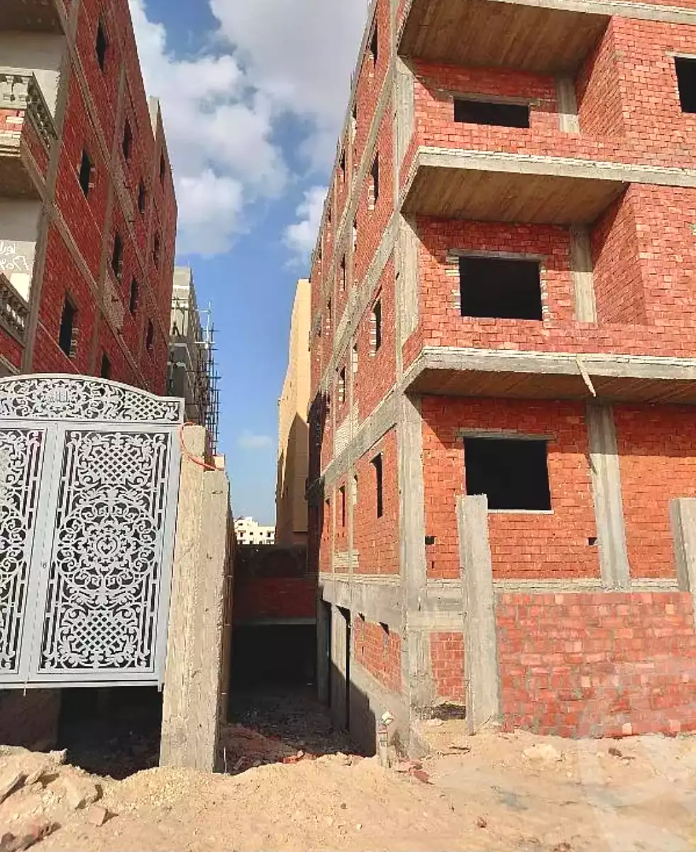 https://aqarmap.com.eg/en/listing/6806485-for-sale-cairo-al-oubour-l-bwr-ljdyd