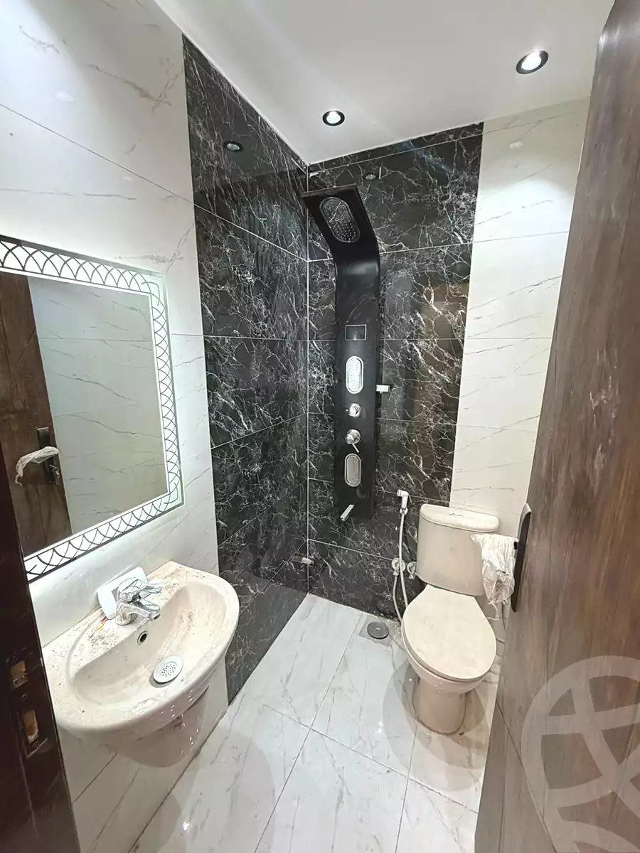 https://aqarmap.com.eg/ar/listing/6806767-for-sale-cairo-6th-of-october-el-ahyaa-neighborhood-3rd-street-9