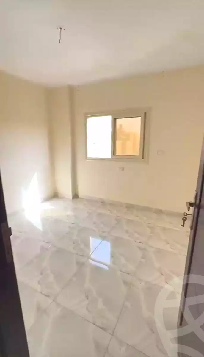 https://aqarmap.com.eg/ar/listing/6806781-for-sale-cairo-6th-of-october-el-ahyaa-neighborhood-5th-street-2