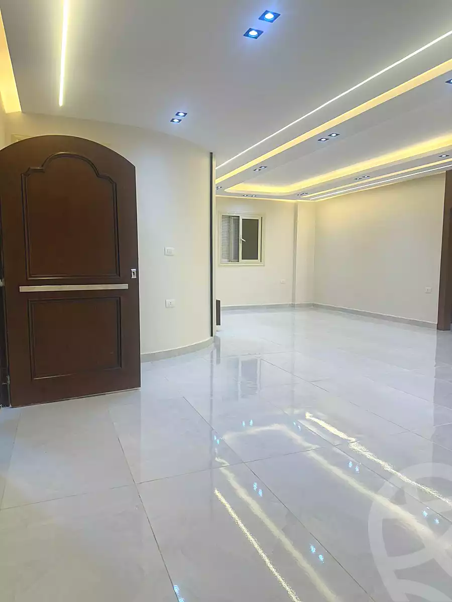 https://aqarmap.com.eg/ar/listing/6806793-for-sale-cairo-6th-of-october-el-ahyaa-neighborhood-4th-neighbourhood-2