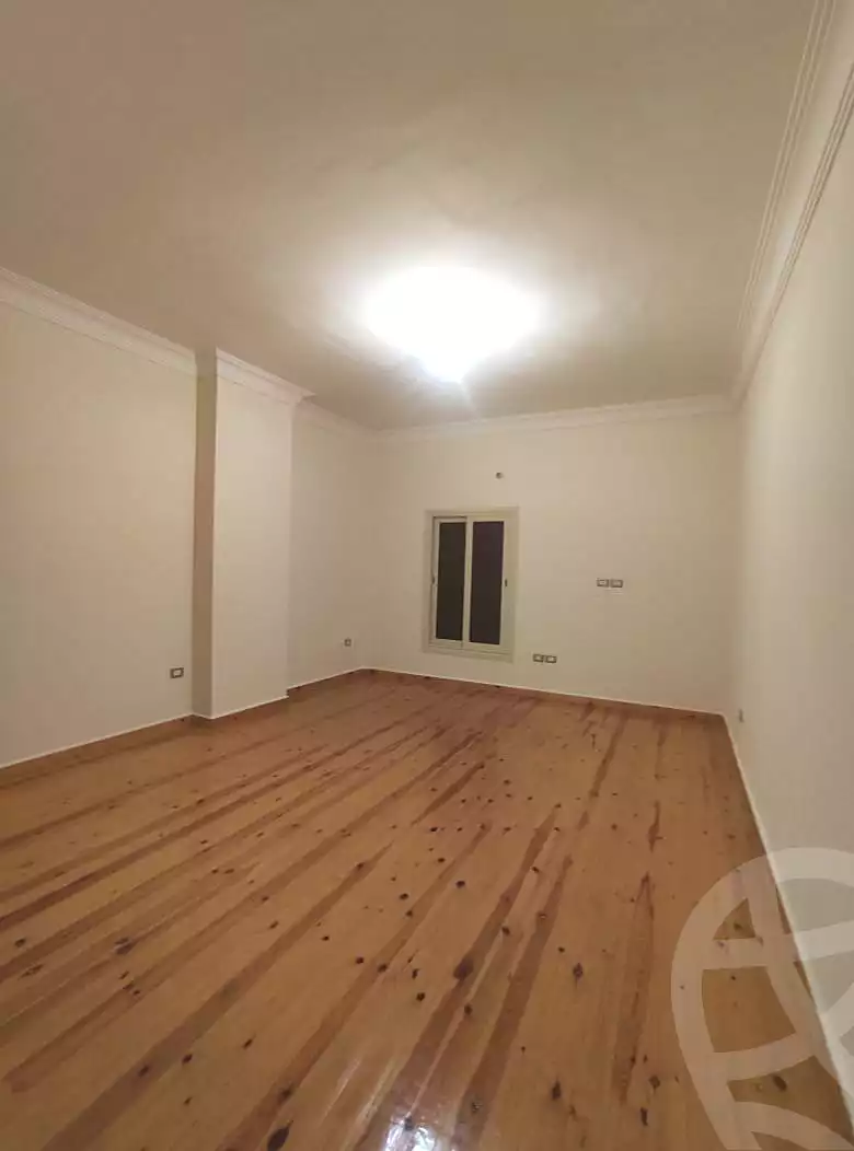 https://aqarmap.com.eg/ar/listing/6806877-for-rent-cairo-new-cairo-ganob-el-akadamiya-south-academy-b-taha-hussein-st