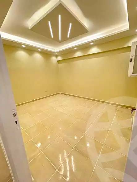 https://aqarmap.com.eg/ar/listing/6807028-for-sale-alexandria-sydy-bshr-sydy-bshr-bhry-gamal-abd-el-nasir-st
