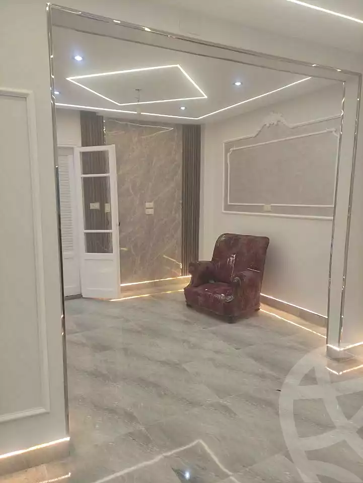https://aqarmap.com.eg/ar/listing/6807413-for-sale-alexandria-camp-cesar-al-sanbalaouen-st