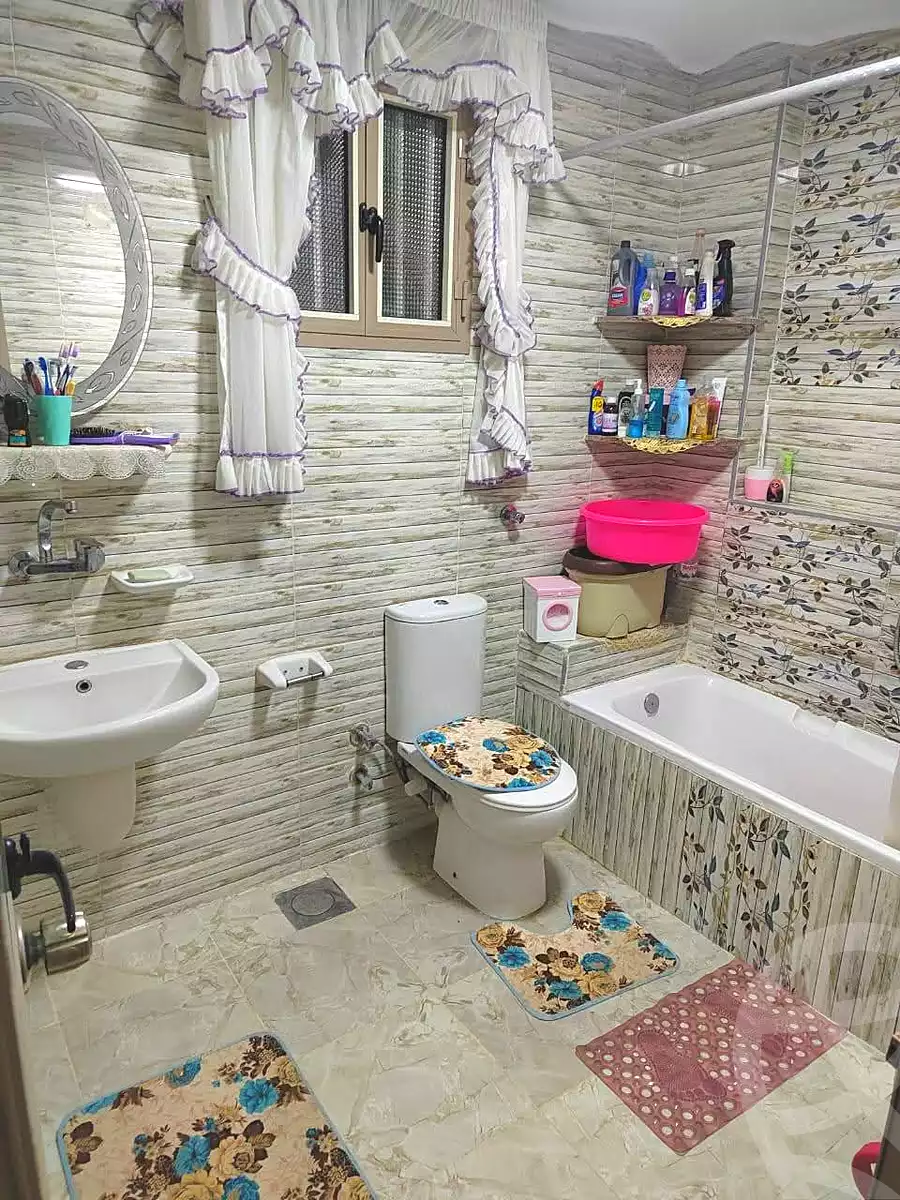 https://aqarmap.com.eg/ar/listing/6807831-for-sale-alexandria-l-jmy-lbytsh-ain-shams-st