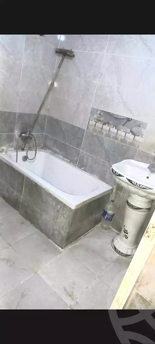 https://aqarmap.com.eg/ar/listing/6808043-for-rent-alexandria-el-mandara-alex-el-mandara-qebli