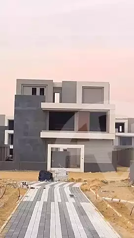 https://aqarmap.com.eg/ar/listing/6808485-for-sale-cairo-new-cairo-compounds-el-patio-town-compound-la-vista