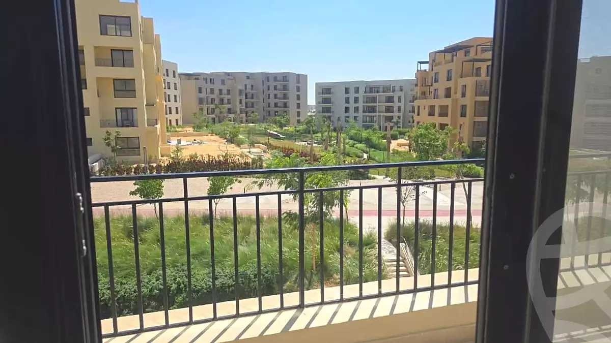 https://aqarmap.com.eg/en/listing/6808804-for-sale-cairo-6th-of-october-hadaeq-october-compounds-o-west-mid-yard-o-west-compound
