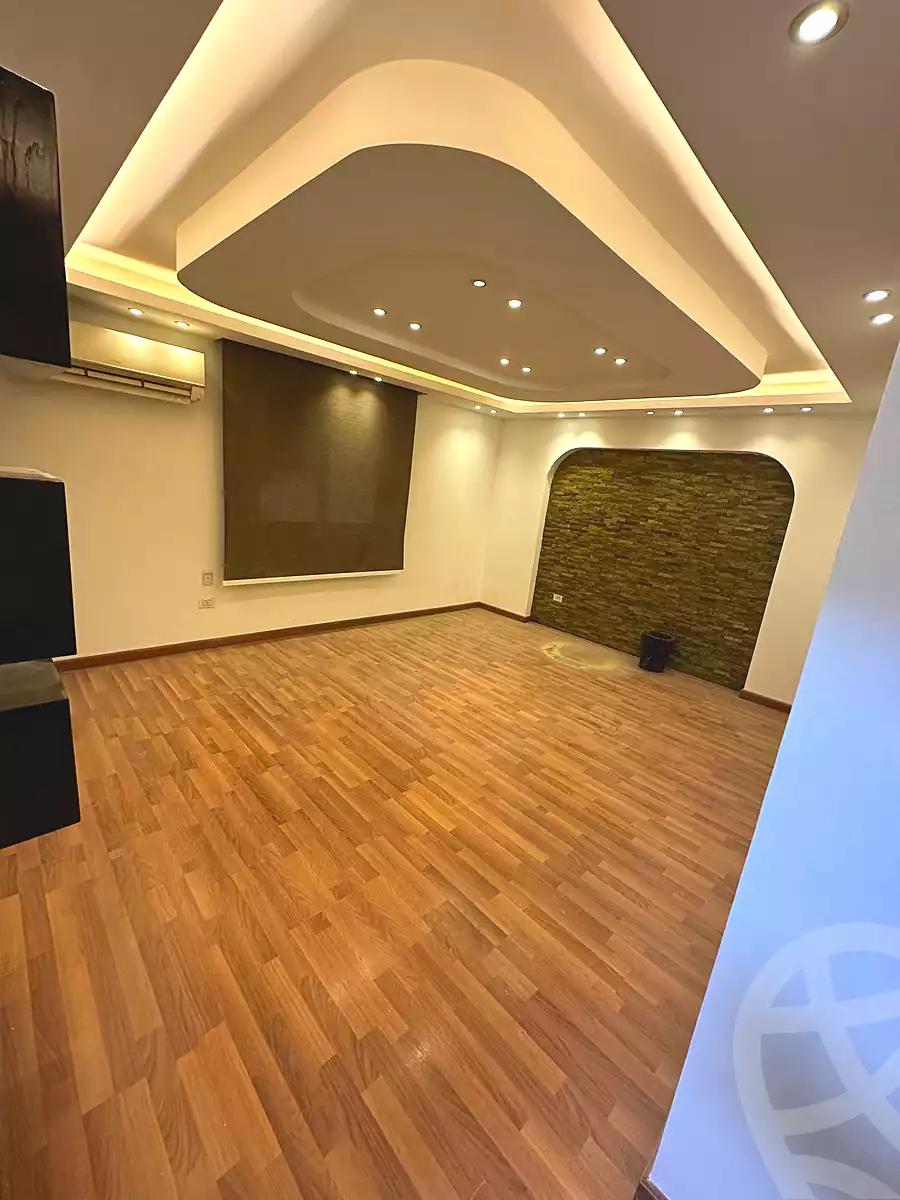 https://aqarmap.com.eg/ar/listing/6808841-for-rent-cairo-el-mohandesen-shareaa-sorya