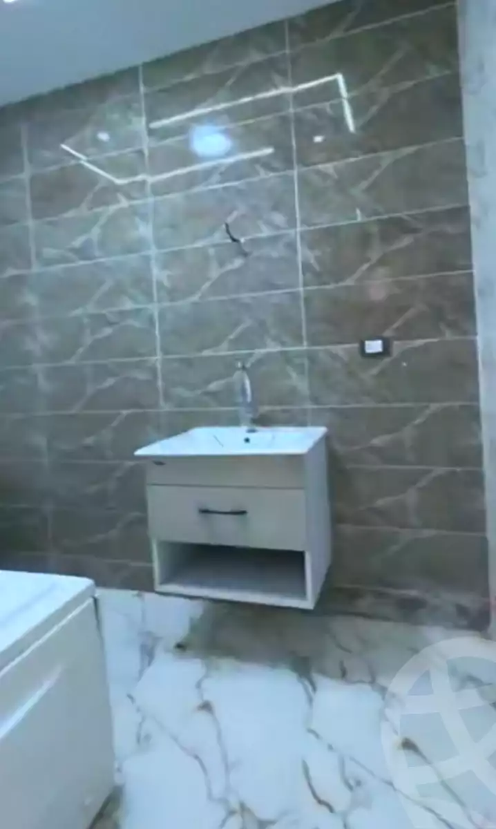 https://aqarmap.com.eg/en/listing/6809116-for-sale-cairo-nozha-2-gesr-el-suez-st