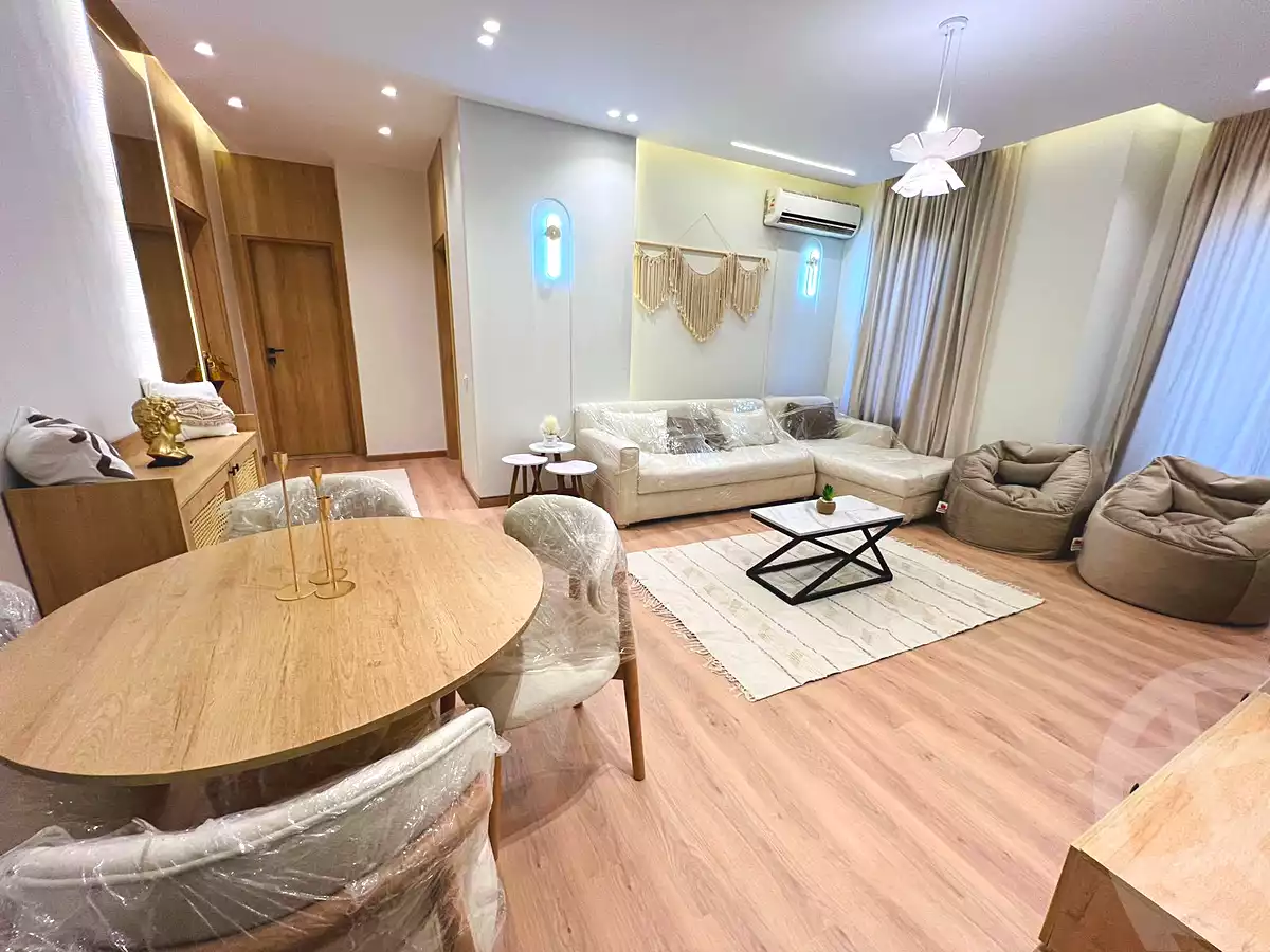 https://aqarmap.com.eg/ar/listing/6809752-for-rent-cairo-el-sheikh-zayed-city-compounds-beverly-hills