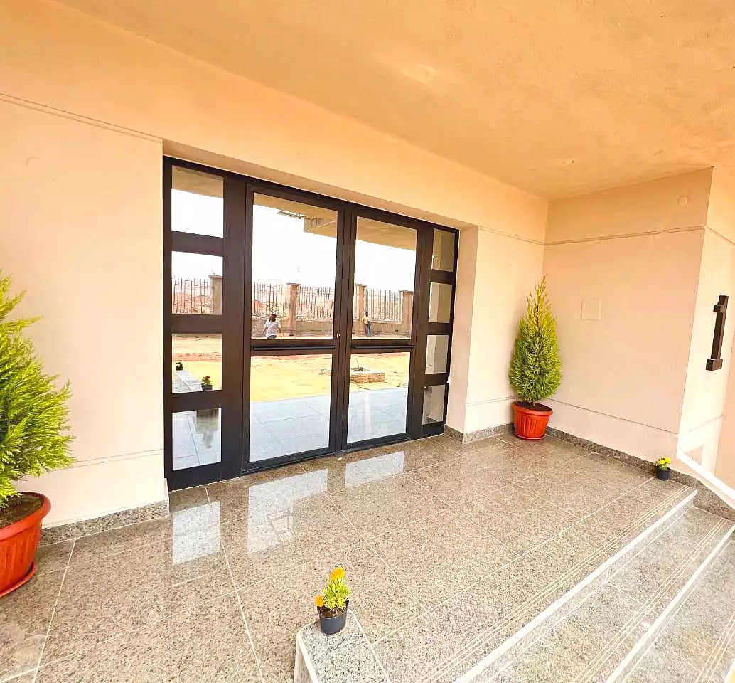 https://aqarmap.com.eg/en/listing/6809930-for-sale-cairo-new-administrative-capital-r8-rmtn