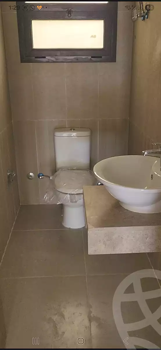 https://aqarmap.com.eg/ar/listing/6810187-for-rent-cairo-new-cairo-compounds-mwn-ryzydns-lmrsm-llttwyr