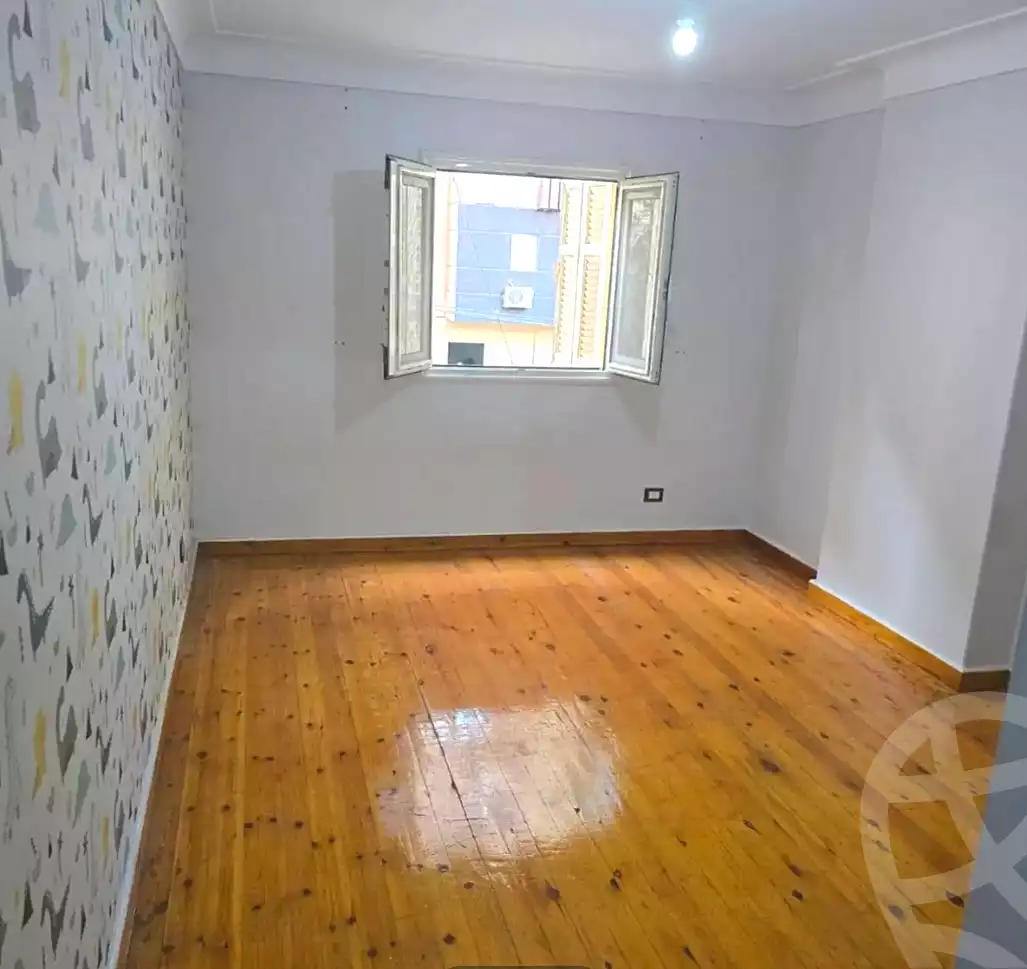 https://aqarmap.com.eg/ar/listing/6810767-for-sale-alexandria-ganaklis