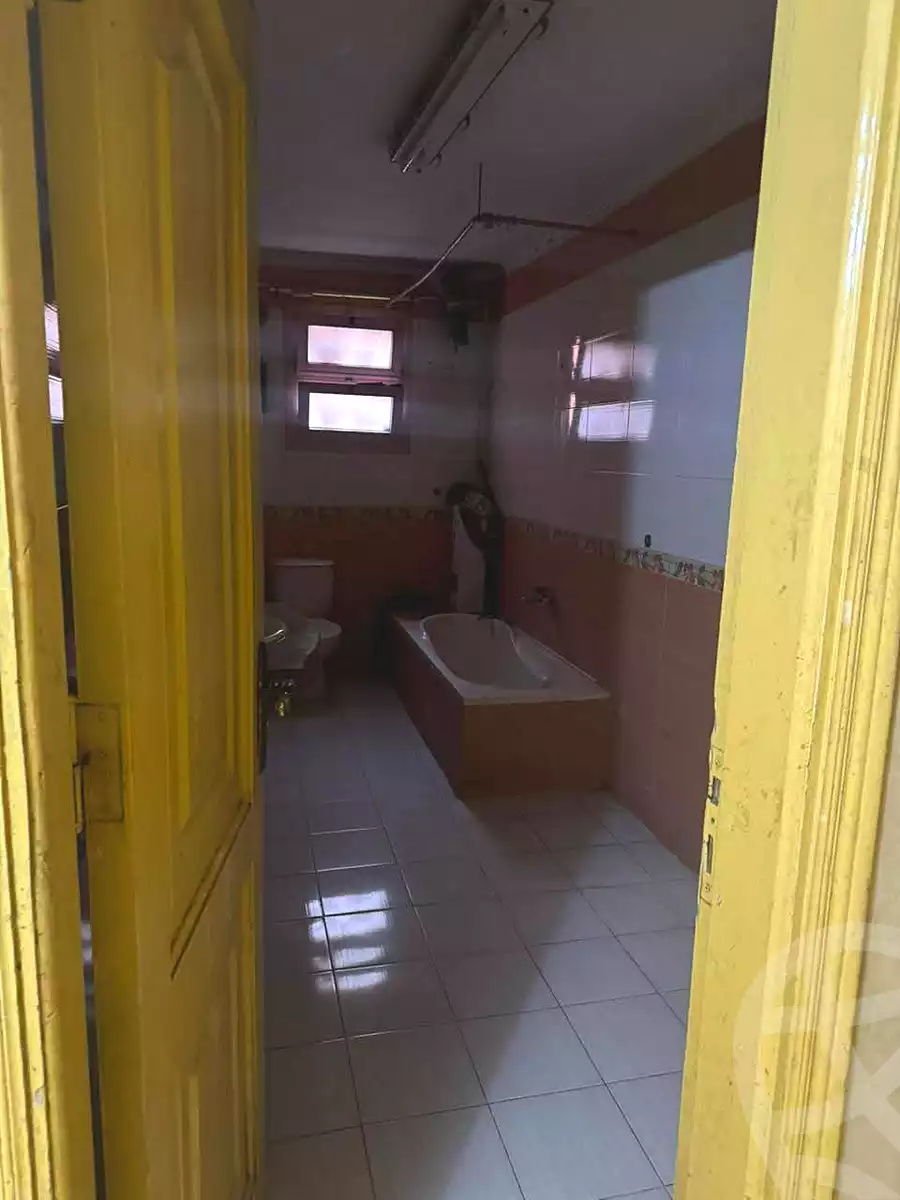 https://aqarmap.com.eg/ar/listing/6810785-for-sale-cairo-helwan-sherif-st