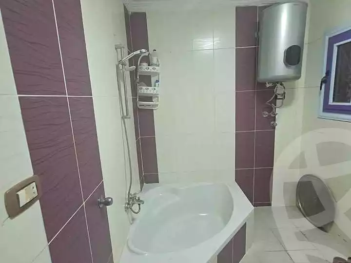 https://aqarmap.com.eg/en/listing/6810203-for-sale-alexandria-ganaklis