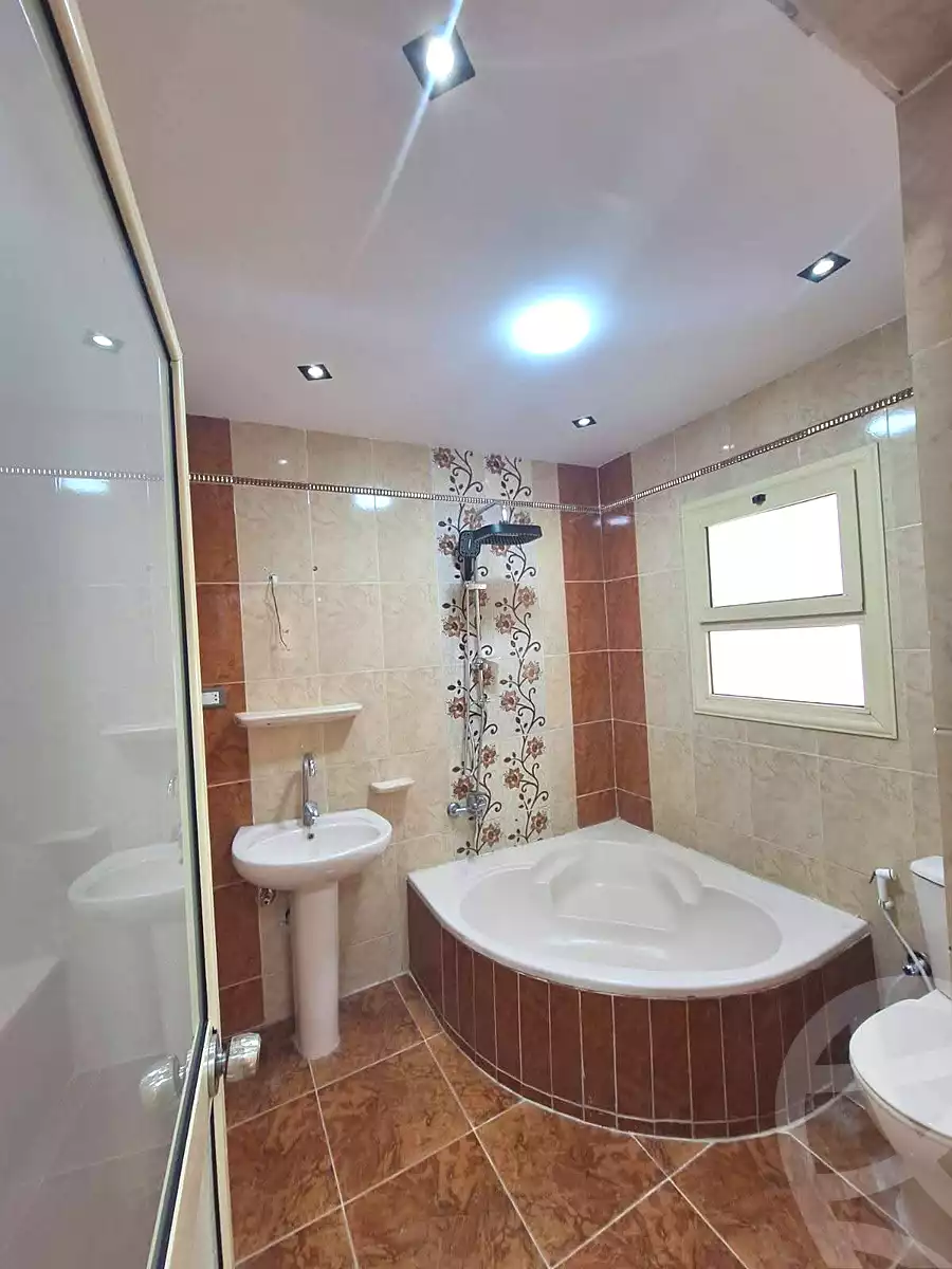 https://aqarmap.com.eg/ar/listing/6811205-for-sale-alexandria-sydy-bshr-sydy-bshr-bhry-shr-khld-bn-lwlyd