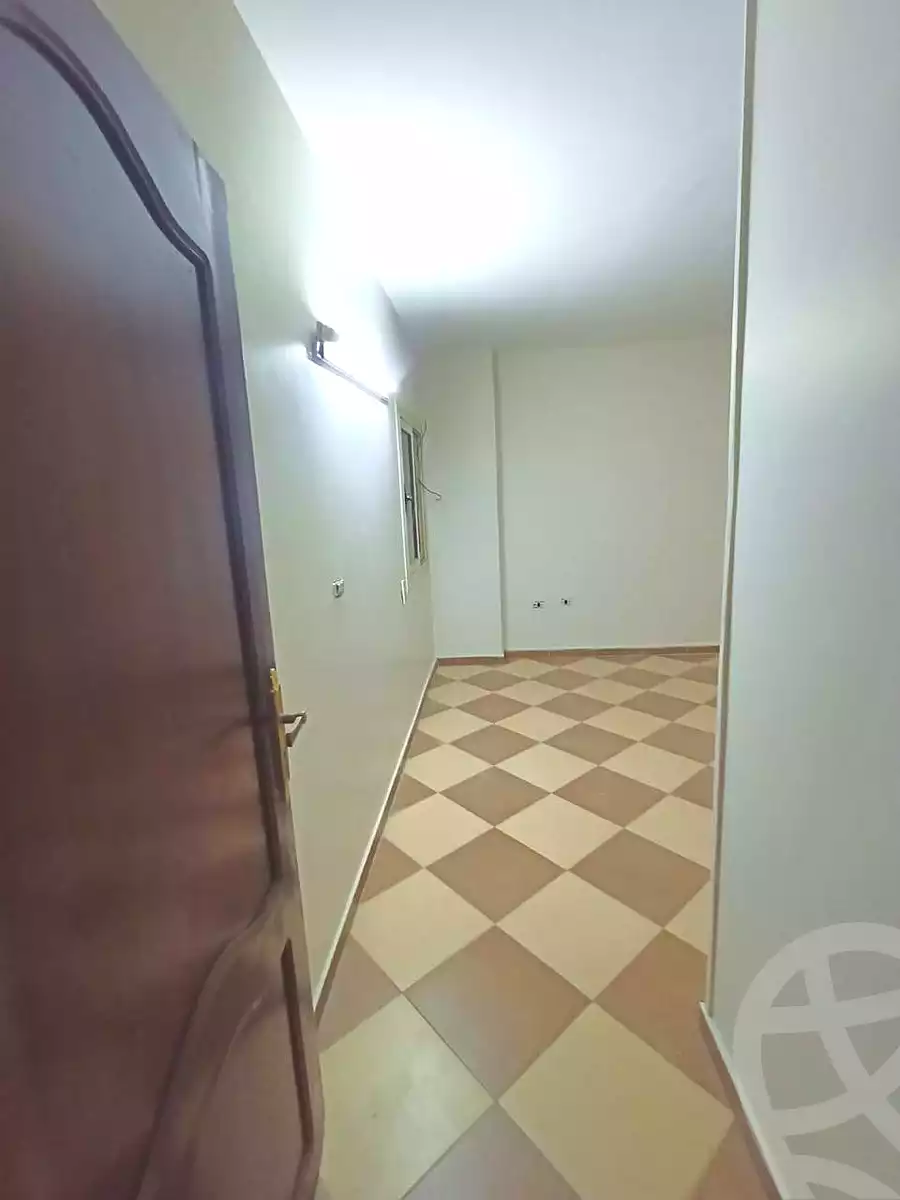 https://aqarmap.com.eg/ar/listing/6811276-for-sale-cairo-helwan-helwan-el-sharkeya-khesro-basha-st