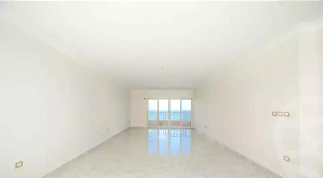 https://aqarmap.com.eg/ar/listing/6811421-for-rent-alexandria-camp-cesar-el-gaish-rd