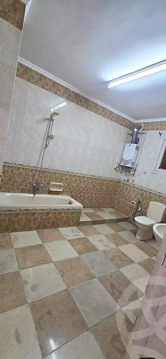 https://aqarmap.com.eg/ar/listing/6811390-for-sale-cairo-helwan-sherif-st