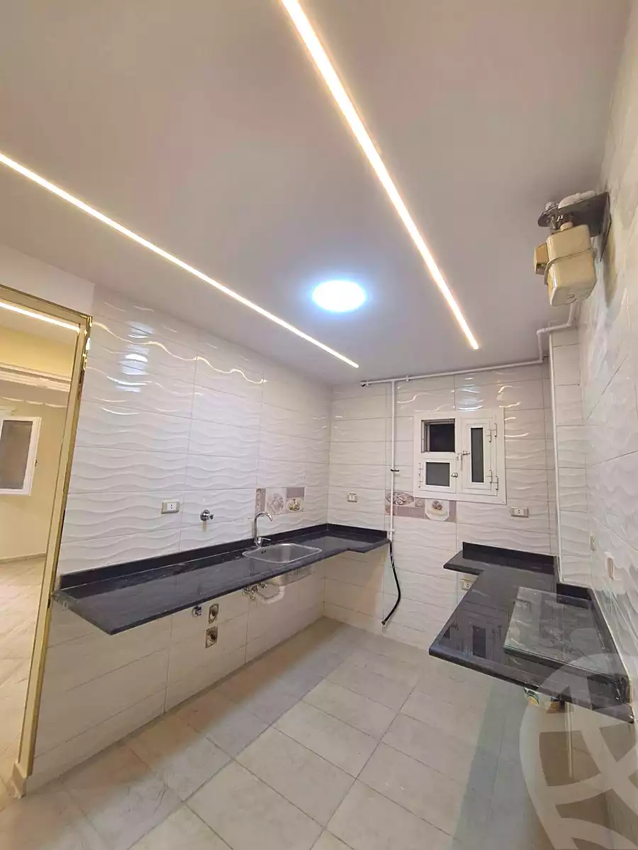 https://aqarmap.com.eg/ar/listing/6811463-for-sale-alexandria-sydy-bshr-sydy-bshr-bhry