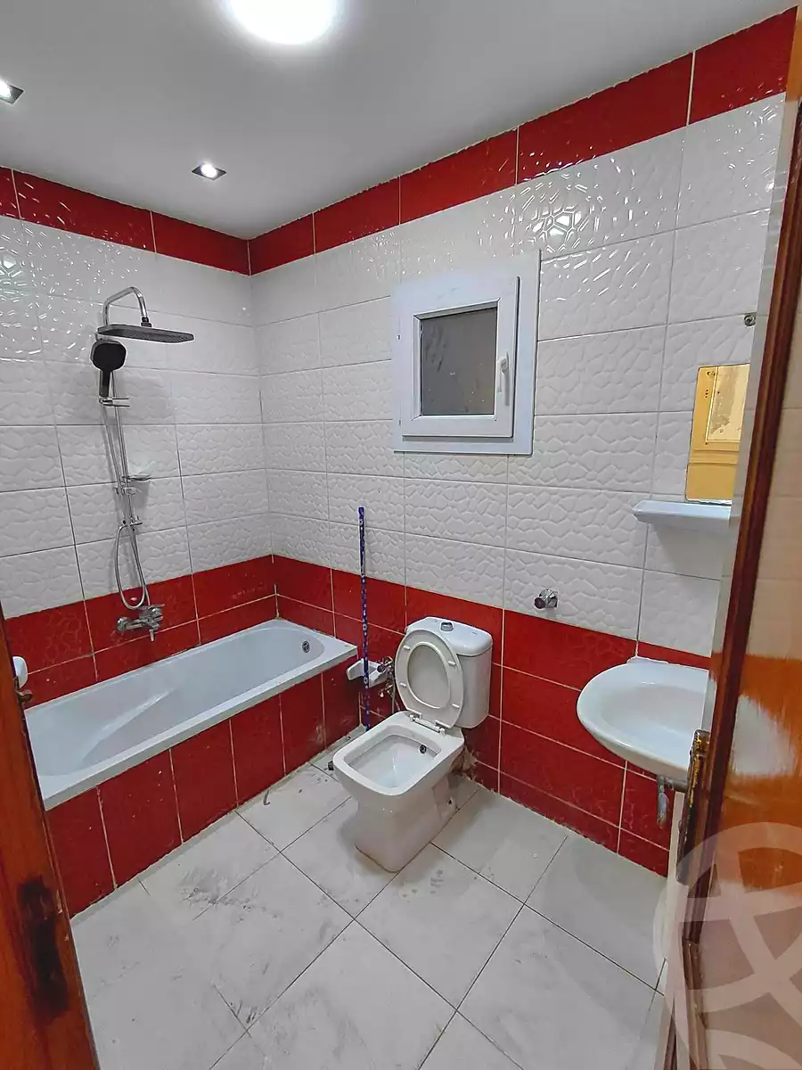 https://aqarmap.com.eg/ar/listing/6811470-for-sale-alexandria-sydy-bshr-sydy-bshr-bhry-shr-mhmwd-l-yswy