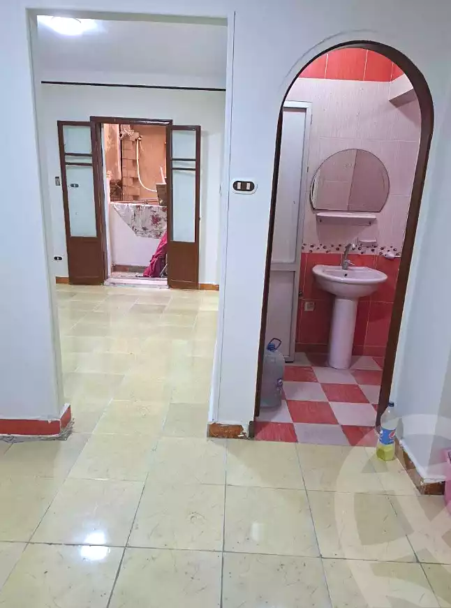 https://aqarmap.com.eg/ar/listing/6813356-for-rent-alexandria-el-asafra-l-sfr-bhry