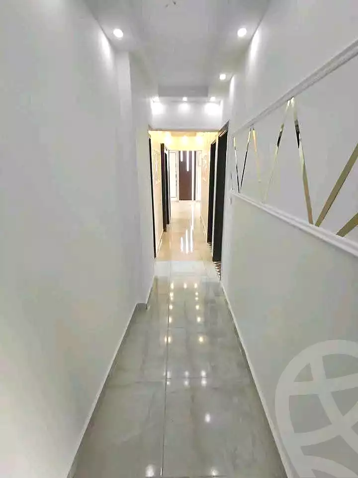 https://aqarmap.com.eg/ar/listing/6813842-for-sale-alexandria-sydy-bshr-sydy-bshr-bhry-gamal-abd-el-nasir-st