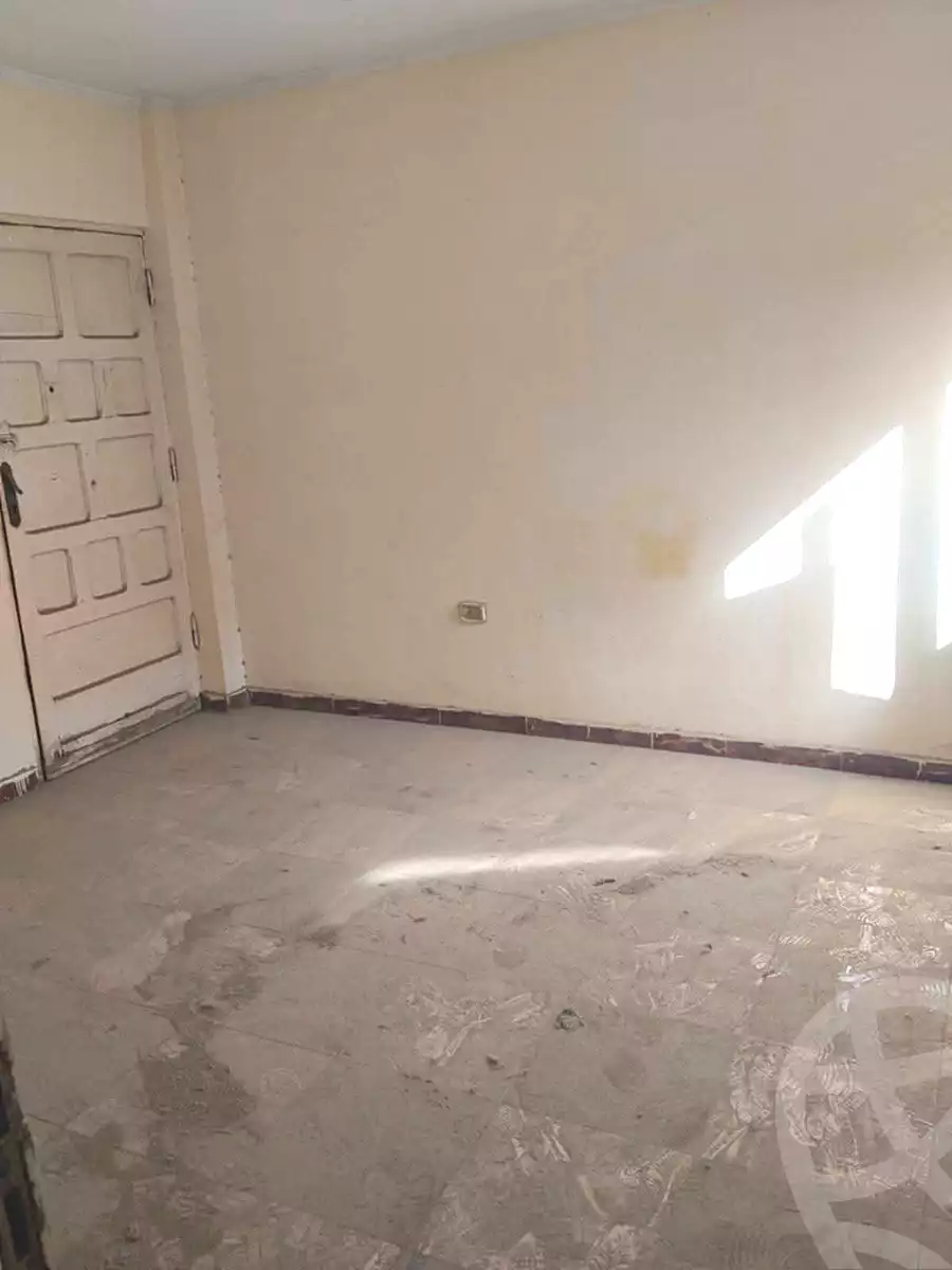 https://aqarmap.com.eg/ar/listing/6813884-for-sale-cairo-helwan-helwan-el-sharkeya-abd-el-rahman-pasha-st